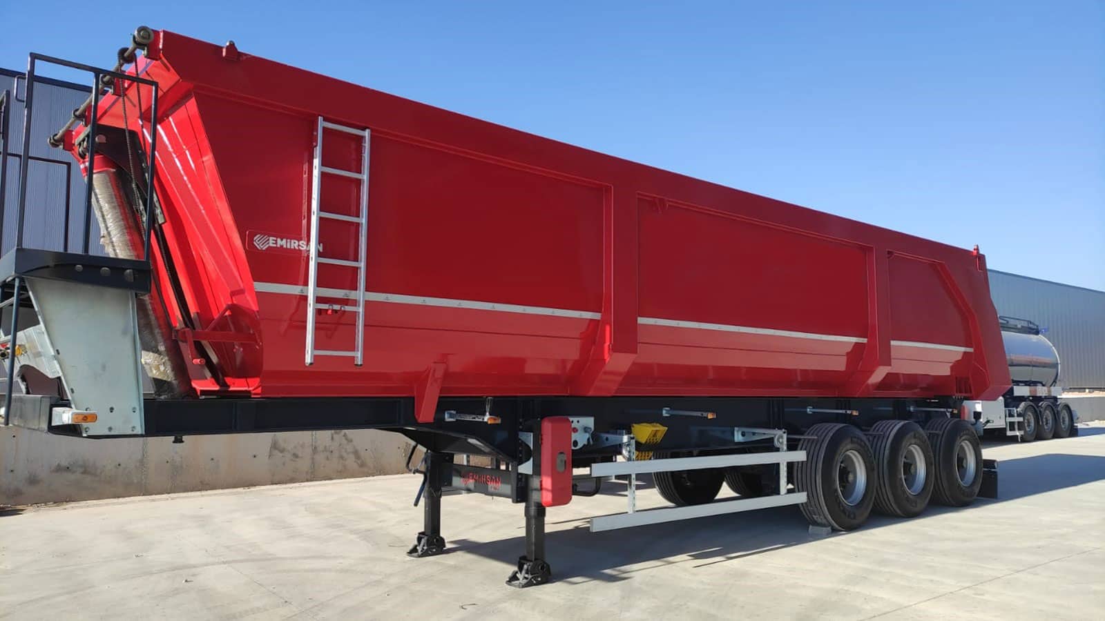 Heavy Duty (Rock Type) Tipper Trailer — 1