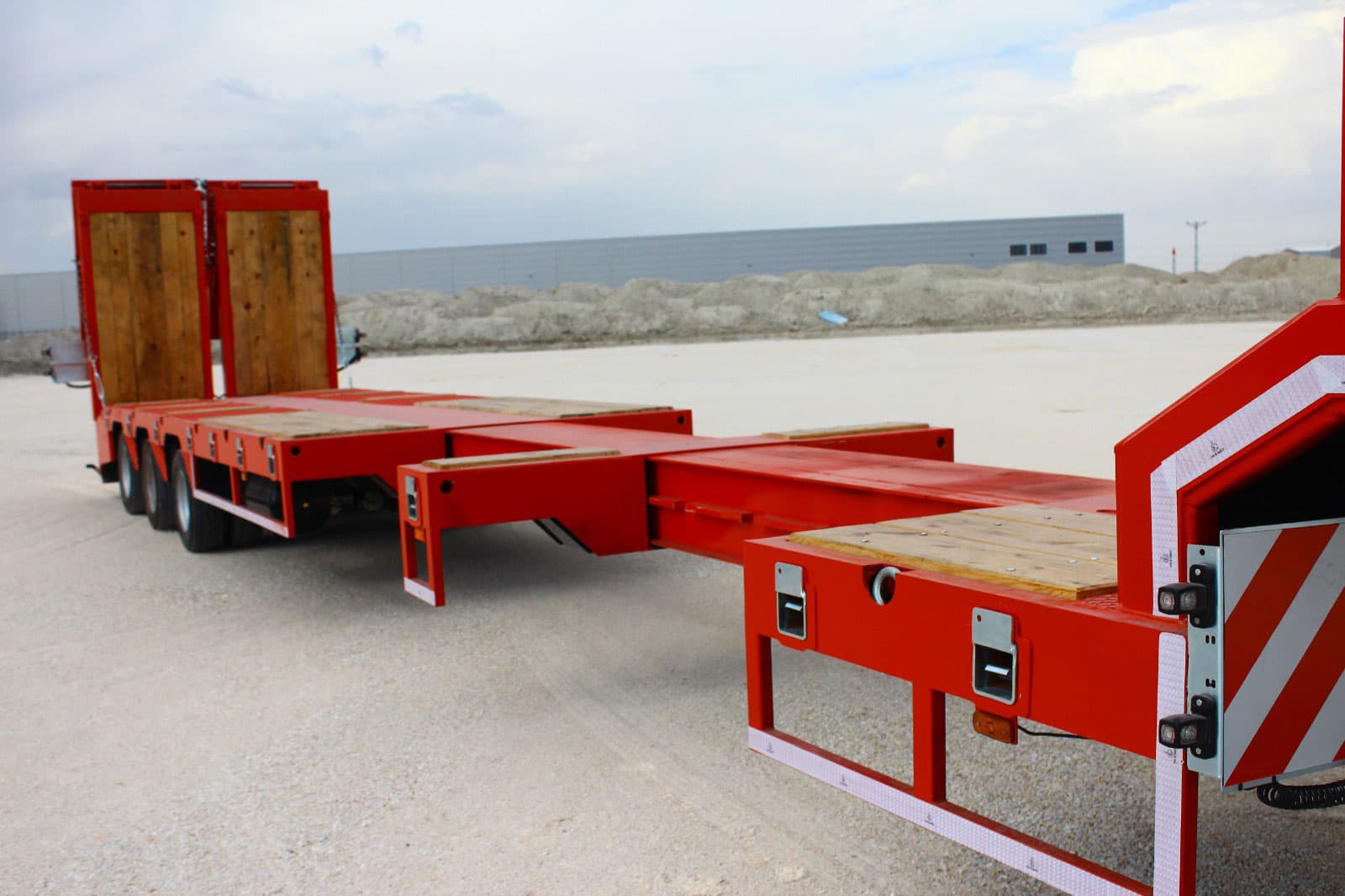 Extendable (Telescopic) Lowbed Trailer — 4