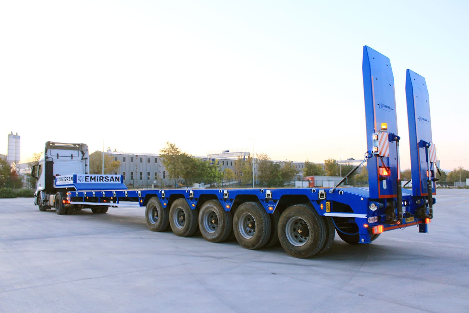 Fixed Lowbed Trailer — 7