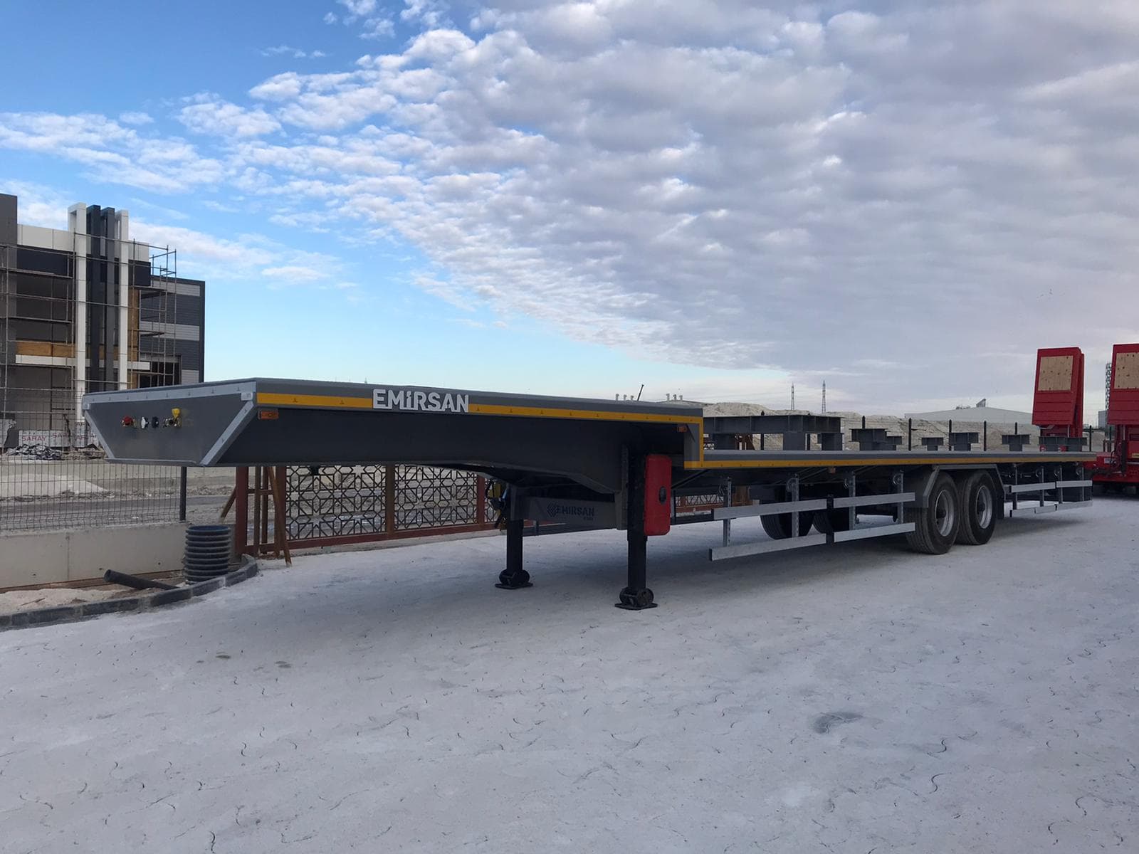 Flatbed Platform Römork — 2