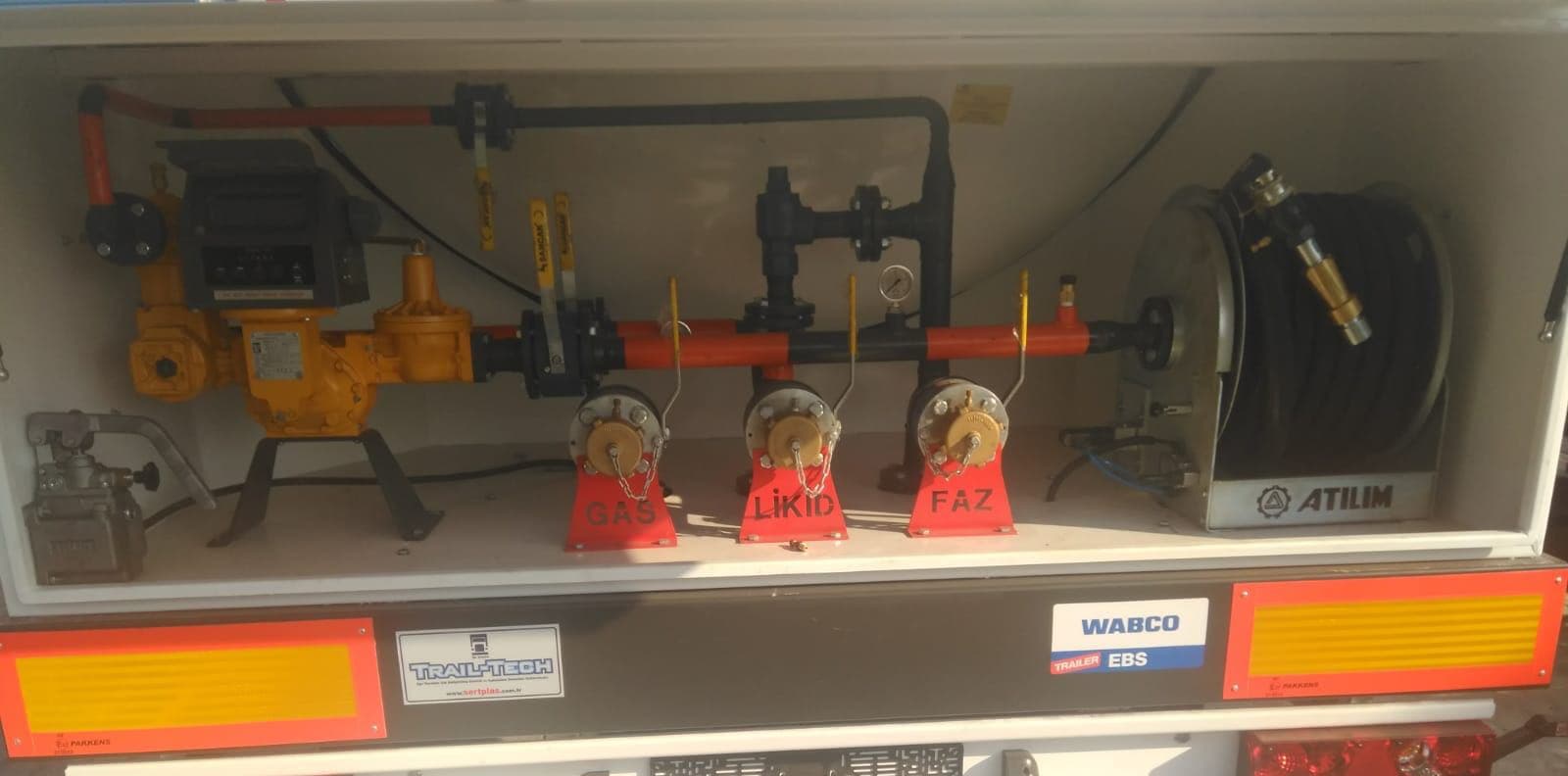 شاحنة نقل الغاز البترولي المسال — 6