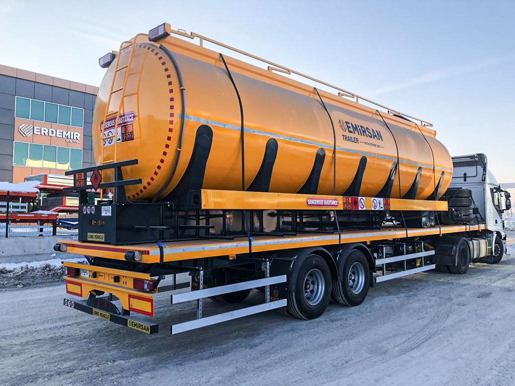 صهريج بترول معتمد من ADR جاهز للتسليم